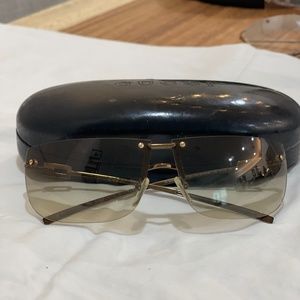 90s VINTAGE brown Gucci shield sunglasses with crystal embellishments